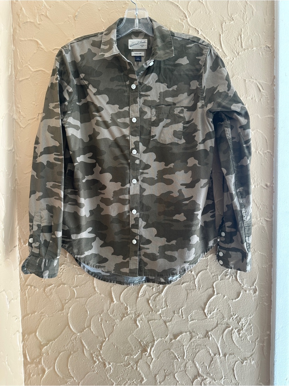 Universal Thread Men’s Olive and Gray Camo Button-Down Shirt